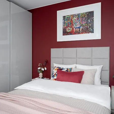 Comfortable Apartment With Air Conditioning Cracow Poznanska 10 By Heyrent Krakkó