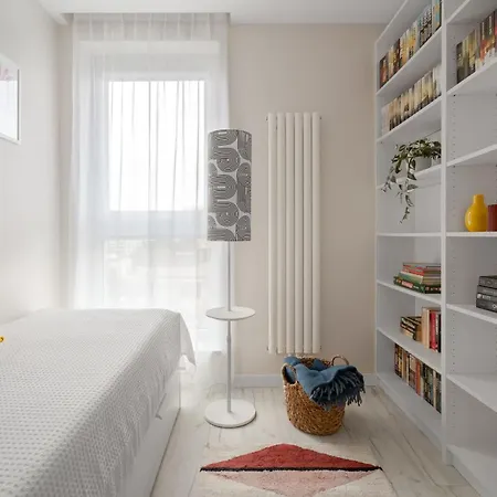 Comfortable Apartment With Air Conditioning Cracow Poznanska 10 By Heyrent